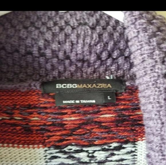 BCBGMAXAZRIA TRIBAL SWEATER SIZE L - Picture 4 of 8